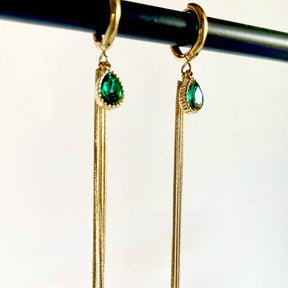 Pendientes largos dorados y verdes